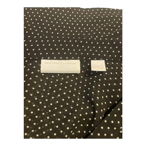 New York & Company Women’s Small Sheer Black & White Polka Dot Button Down Blous - Picture 4 of 4